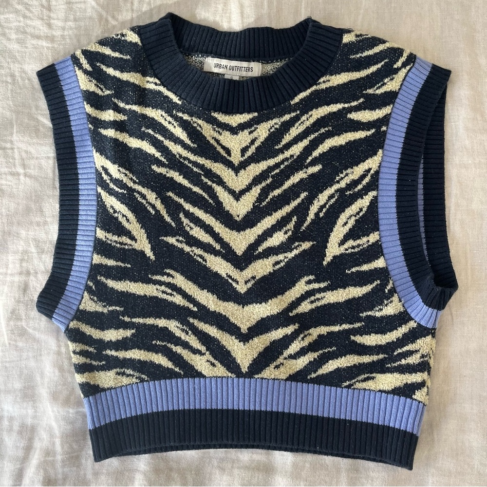 Urban Outfitters Cropped Zebra Sweater Vest